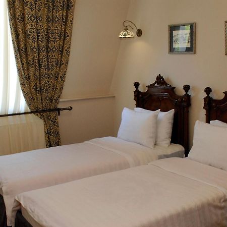 Prestige Palace - Esquisse Hotel Tbilisi Bagian luar foto