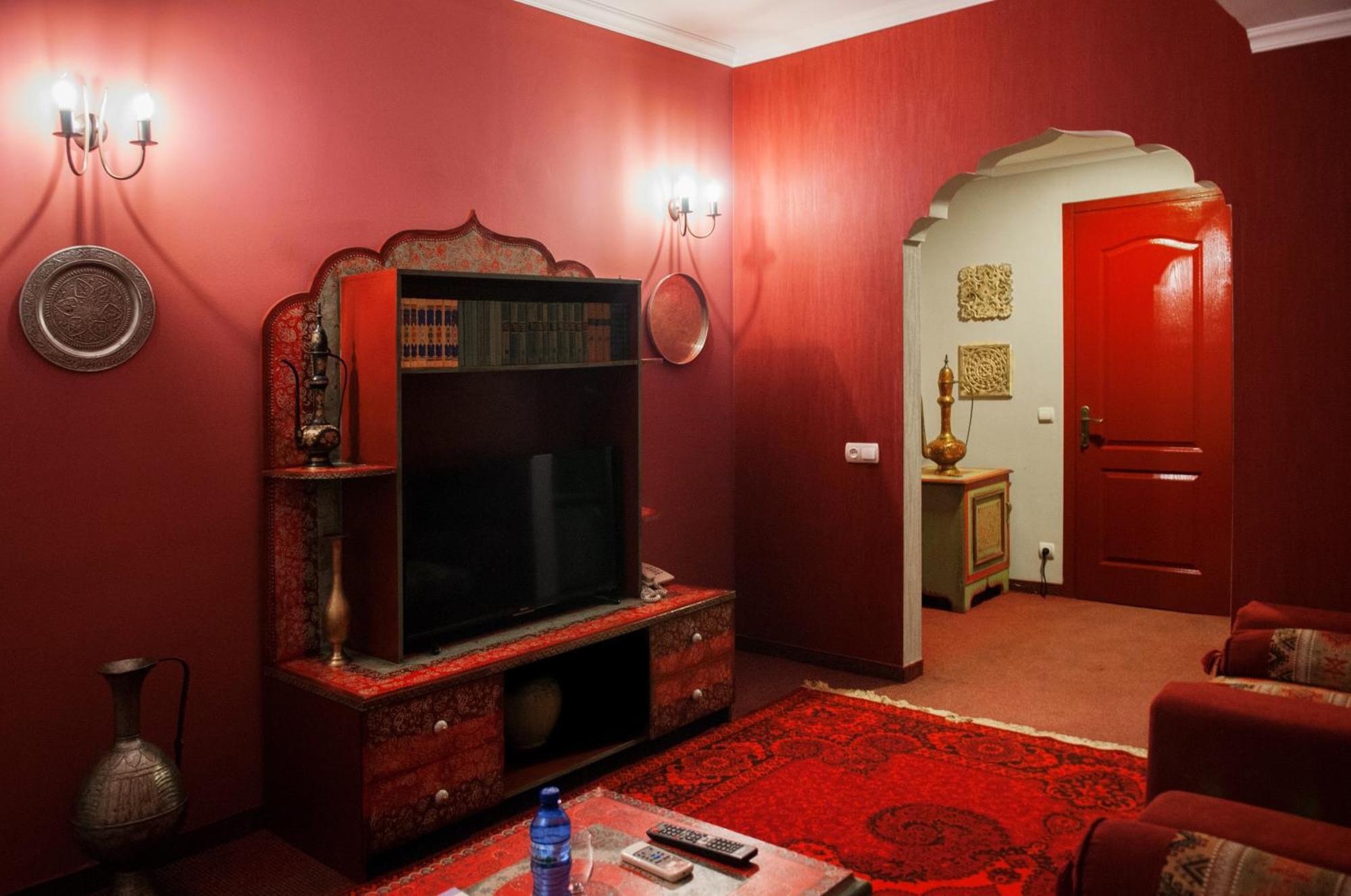 Prestige Palace - Esquisse Hotel Tbilisi Ruang foto