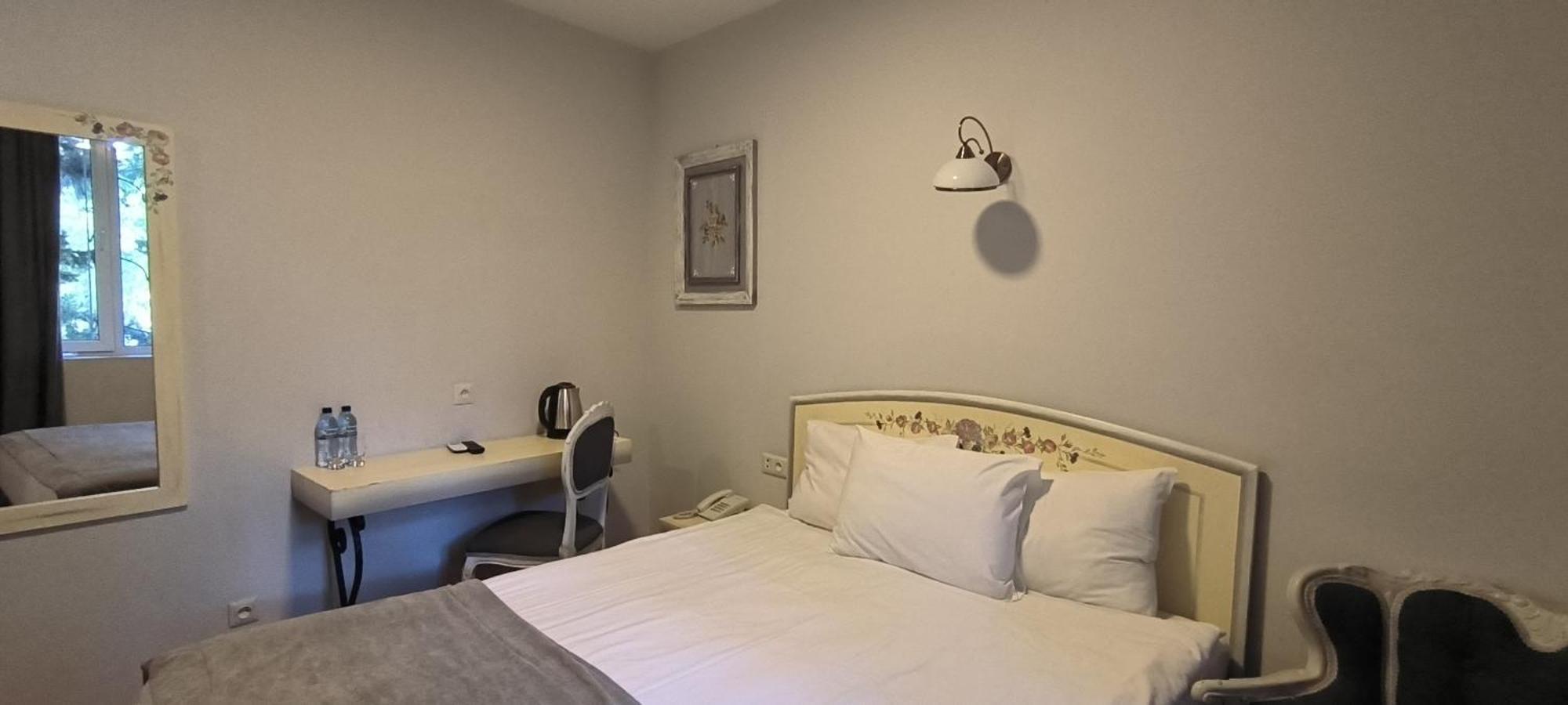 Prestige Palace - Esquisse Hotel Tbilisi Ruang foto