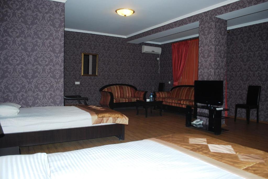 Prestige Palace - Esquisse Hotel Tbilisi Ruang foto